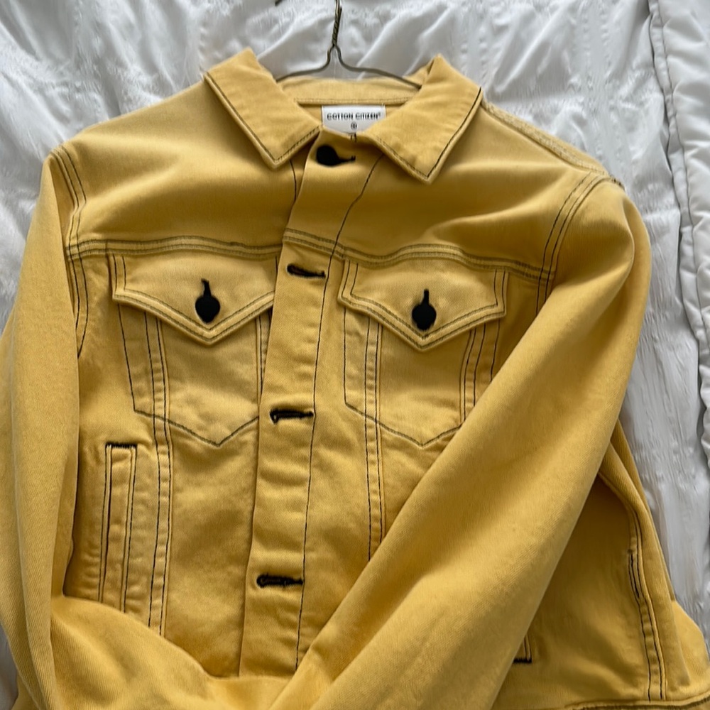Cotton Citizen yellow denim jacket barely worn great condition!!